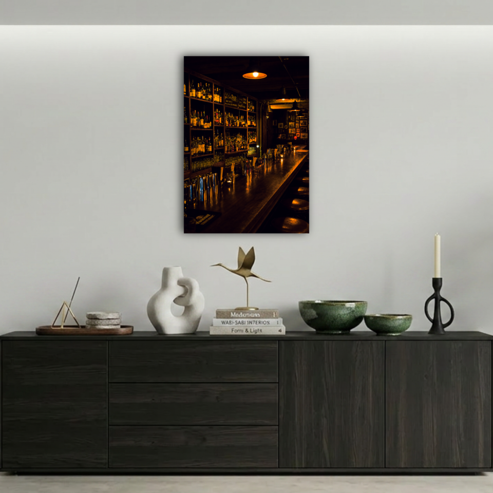 Sıcak Işıklı Antika Bar ve İçki Rafları Metal Poster