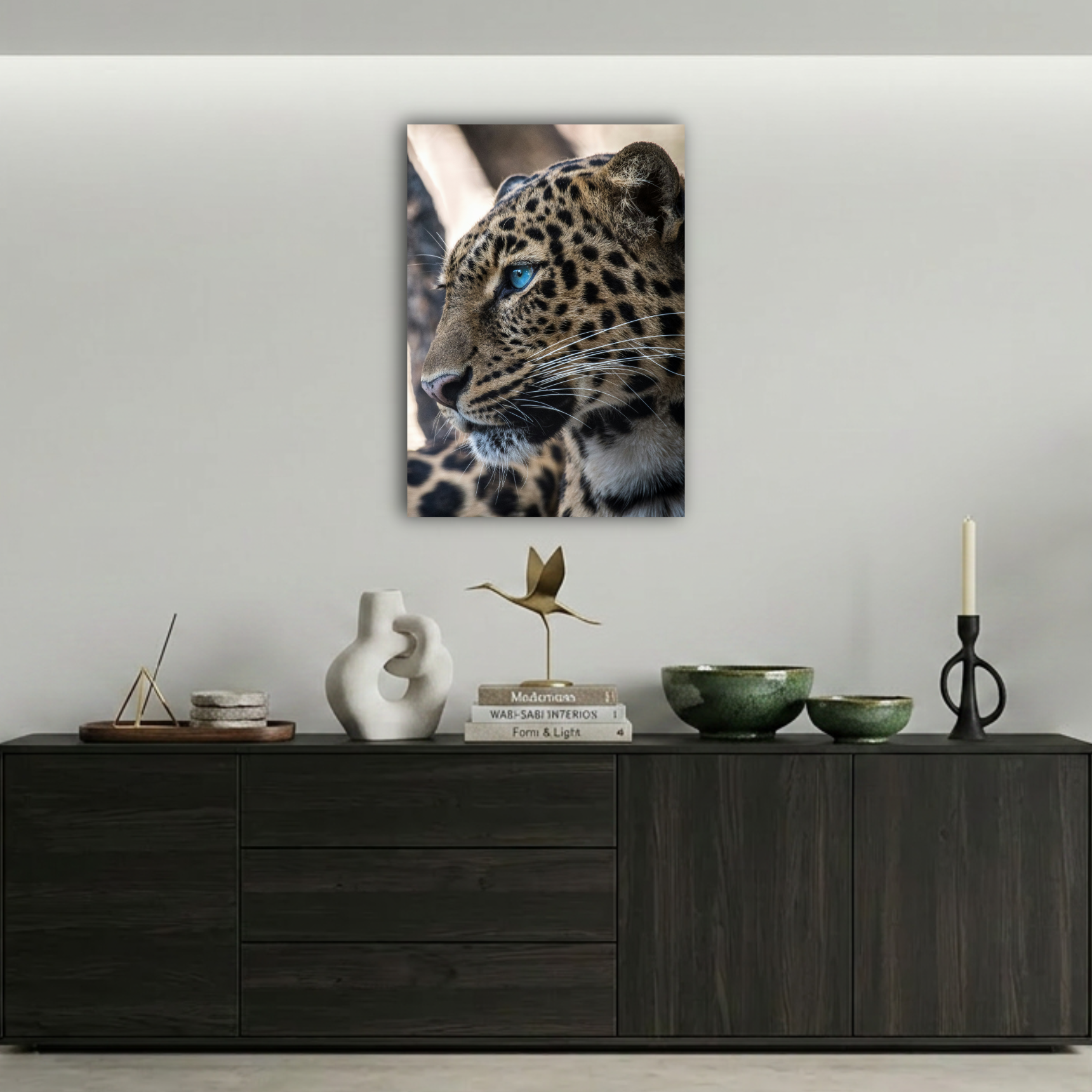 Mavi Gözlü Leopar Portresi Metal Poster