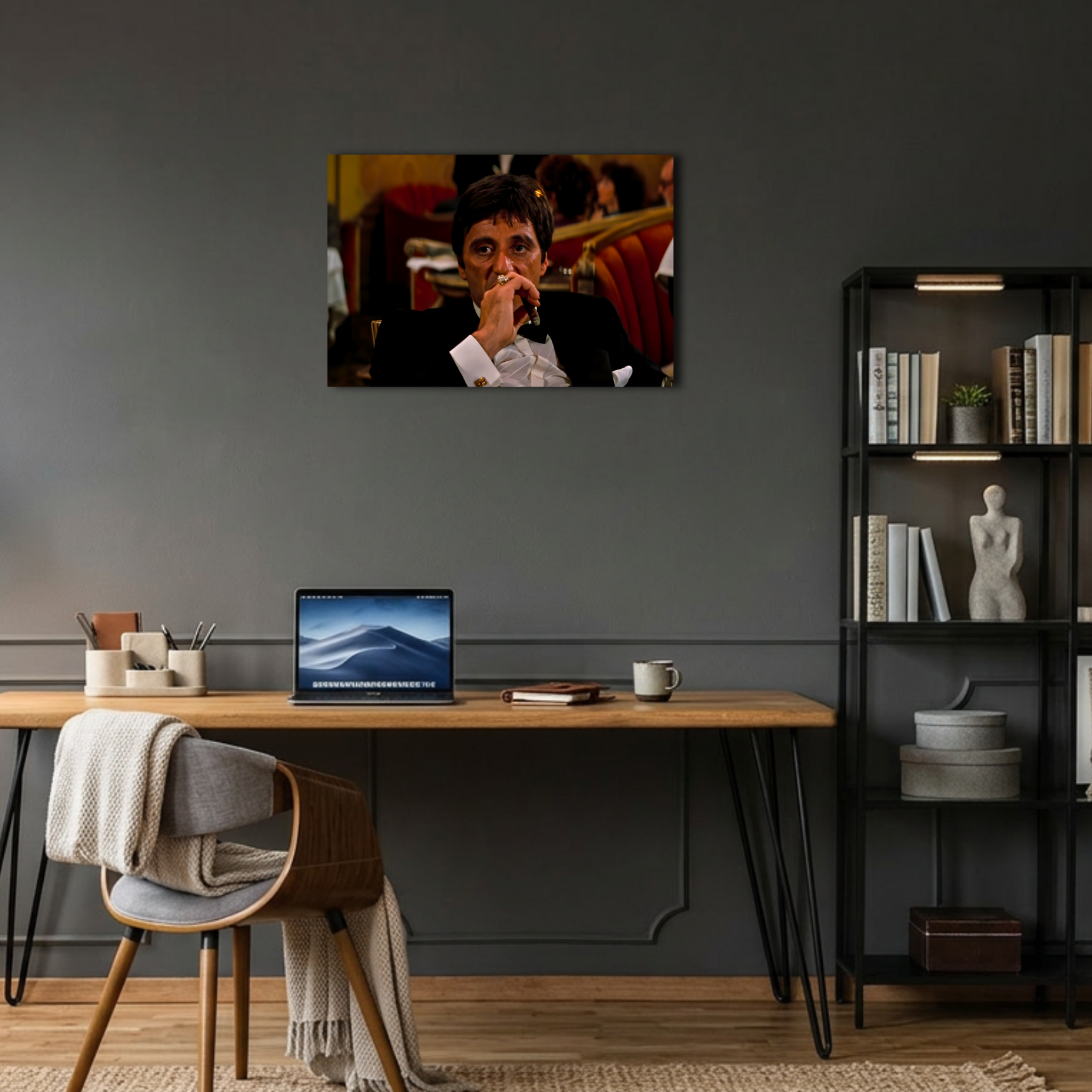 Scarface Restoranda Düşünceli Tony Montana Metal Poster