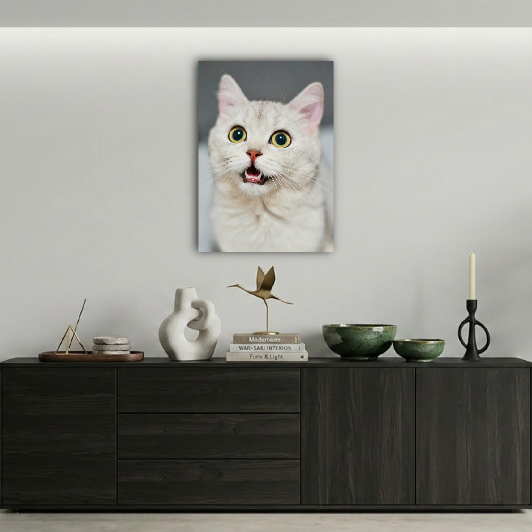 Şaşkın Sevimli Kedi Portresi Metal Poster