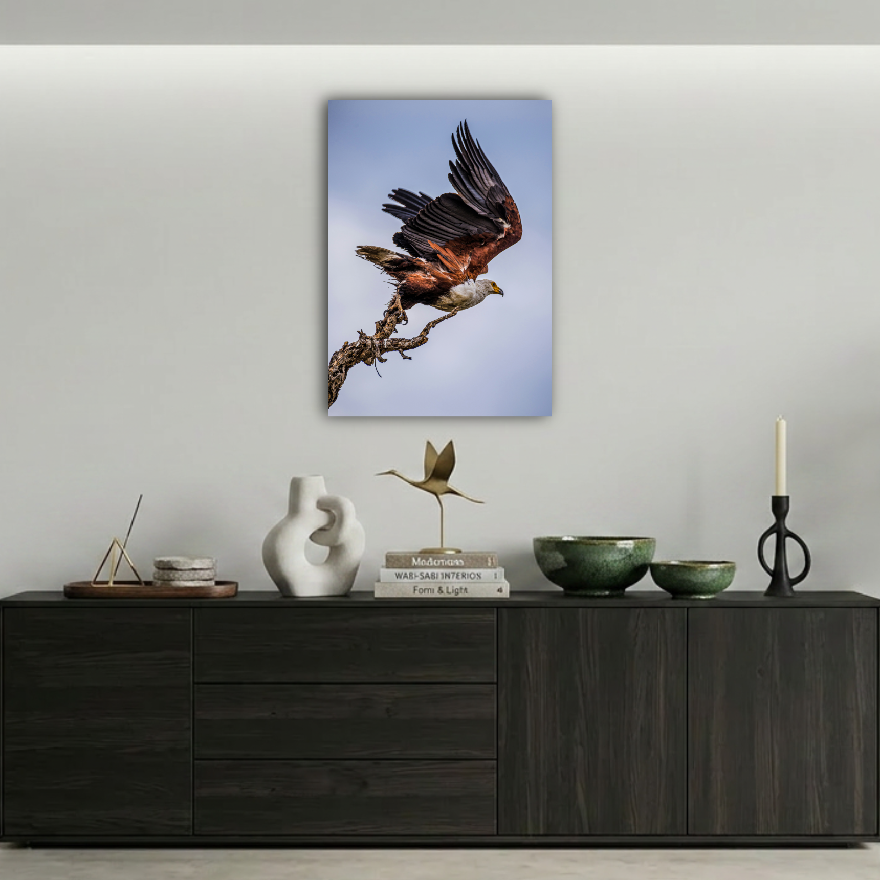 Kanat Çırpan Şahin Metal Poster