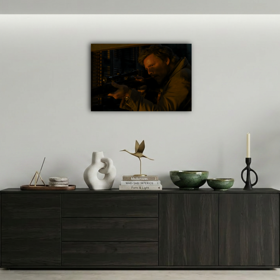 The Last of Us Keskin Nişancılık Oynayan Joel Metal Poster