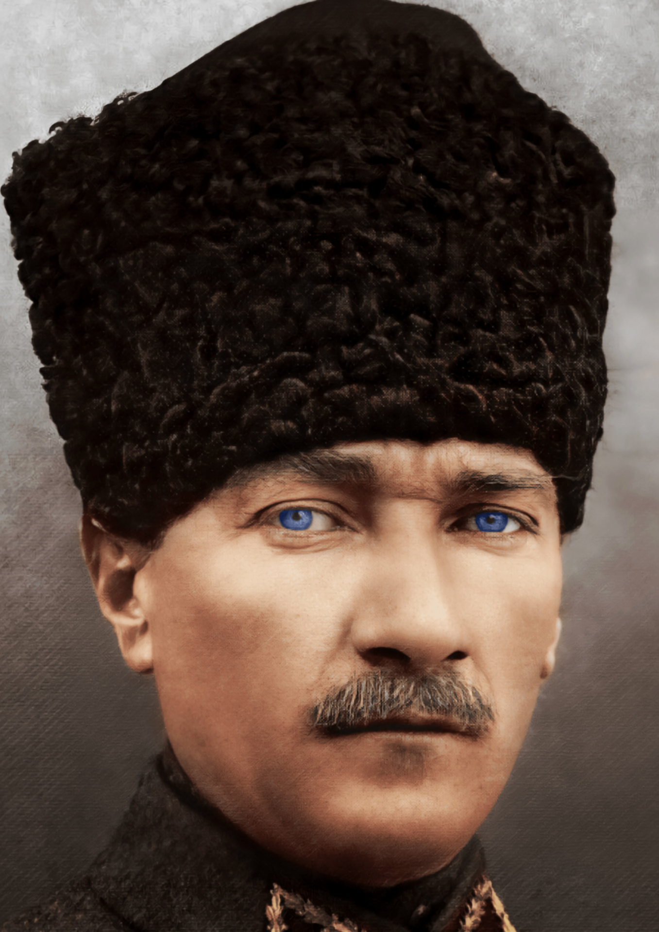 Kalpaklı Renkli Atatürk Portresi Metal Poster